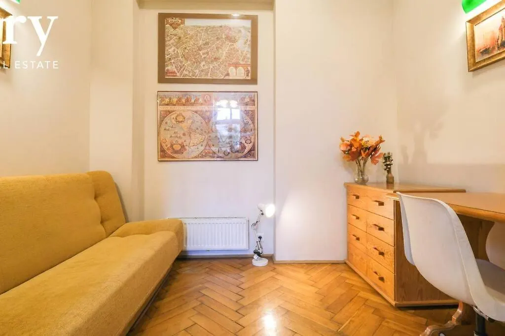 Big Cozy Apartment Free 1 Parking Krakow